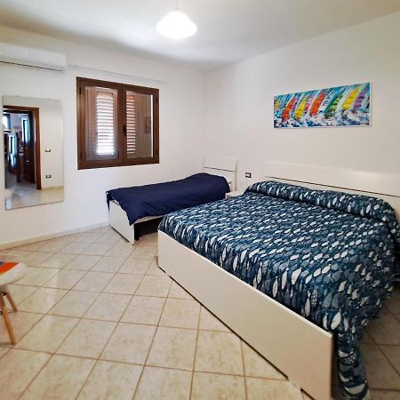 Appartamento Trilocale Vicino Al Centro Di San Teodoro San Teodoro  Eksteriør bilde